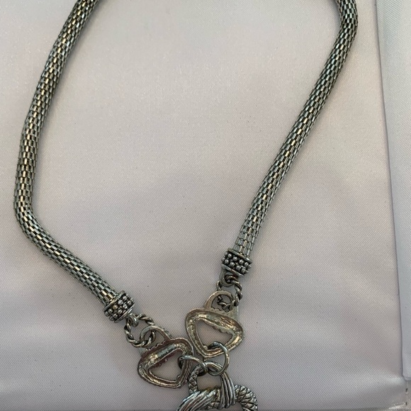 Heart necklace magnetic closure silver tone mesh choker chain 3 locking hearts - Picture 4 of 8